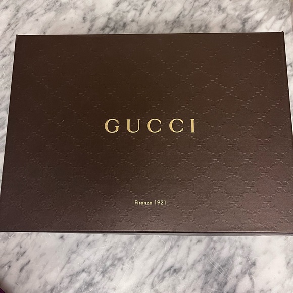 EUC AUTHENTIC Maroon Gucci shoes suede fabric - Picture 8 of 9